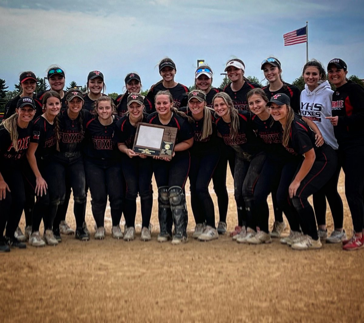 _YHSsoftball's tweet photo. SPC conference champs! Really proud of these girls and all they have given to our program! Also really great to see all the alumni and youth out at our game today to support us! #MTXE #proudfox  #timetounleash https://t.co/0HbA6KPUSY