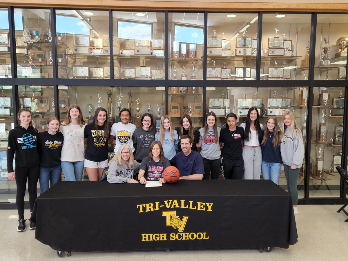 TVLadyDawgs's tweet photo. Congrats Anna Krupa on your signing day to continue your education and basketball career at Malone University! https://t.co/ZTvYK1ec8l