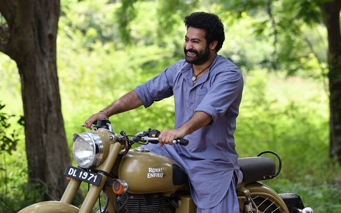 Thalivaa2's tweet photo. CDP day 
#NTR #massmay 
#ManOfMassesNTR 
#NTR30 #NTR31 @tarak9999 https://t.co/rrHbCYGiQs