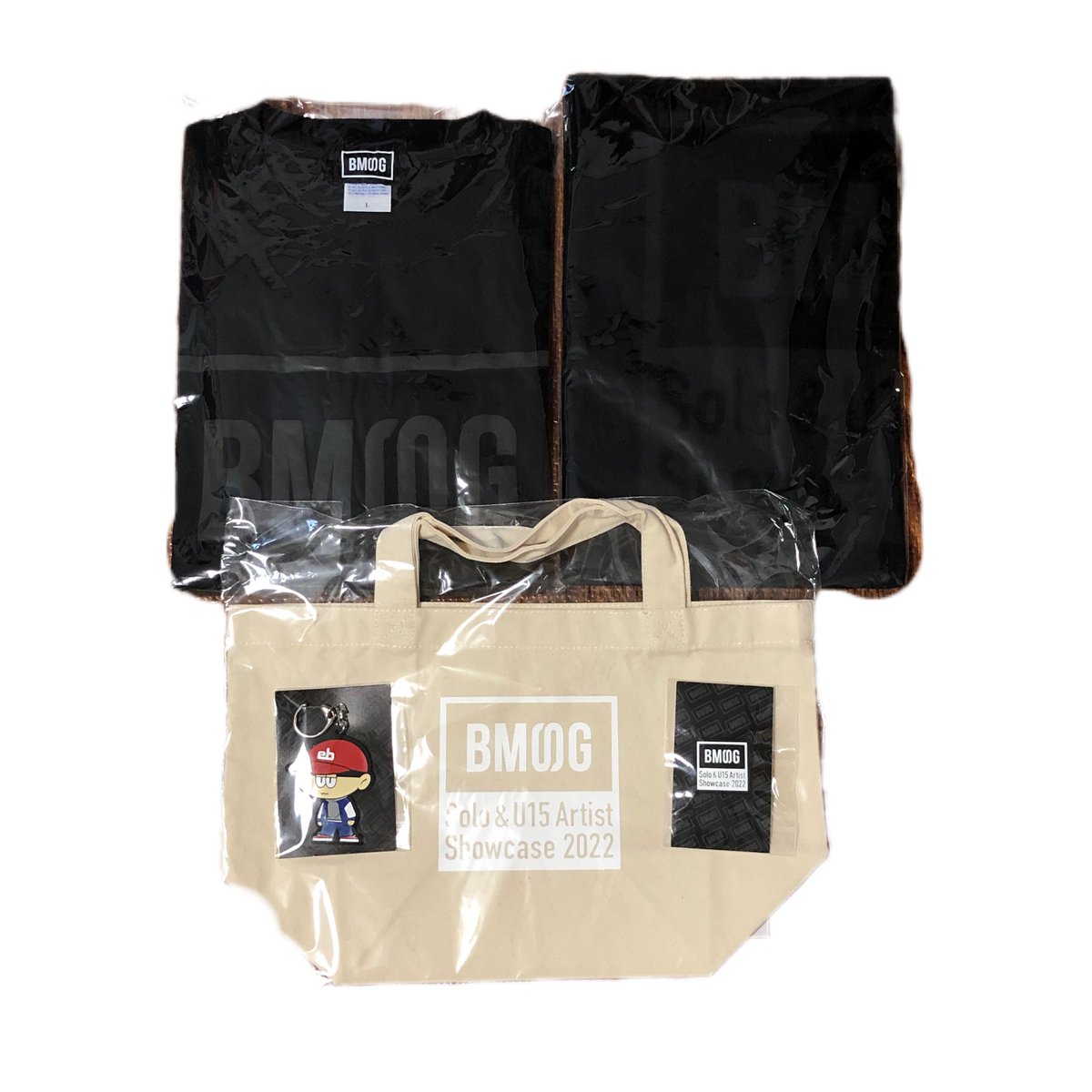 Imyupi23's tweet photo. BMSG Showcaseのグッズ届いたぁ❤️
エディ可愛い😍😍😍
#BMSG
#bmsg_Showcase https://t.co/QPUPHPR5LX