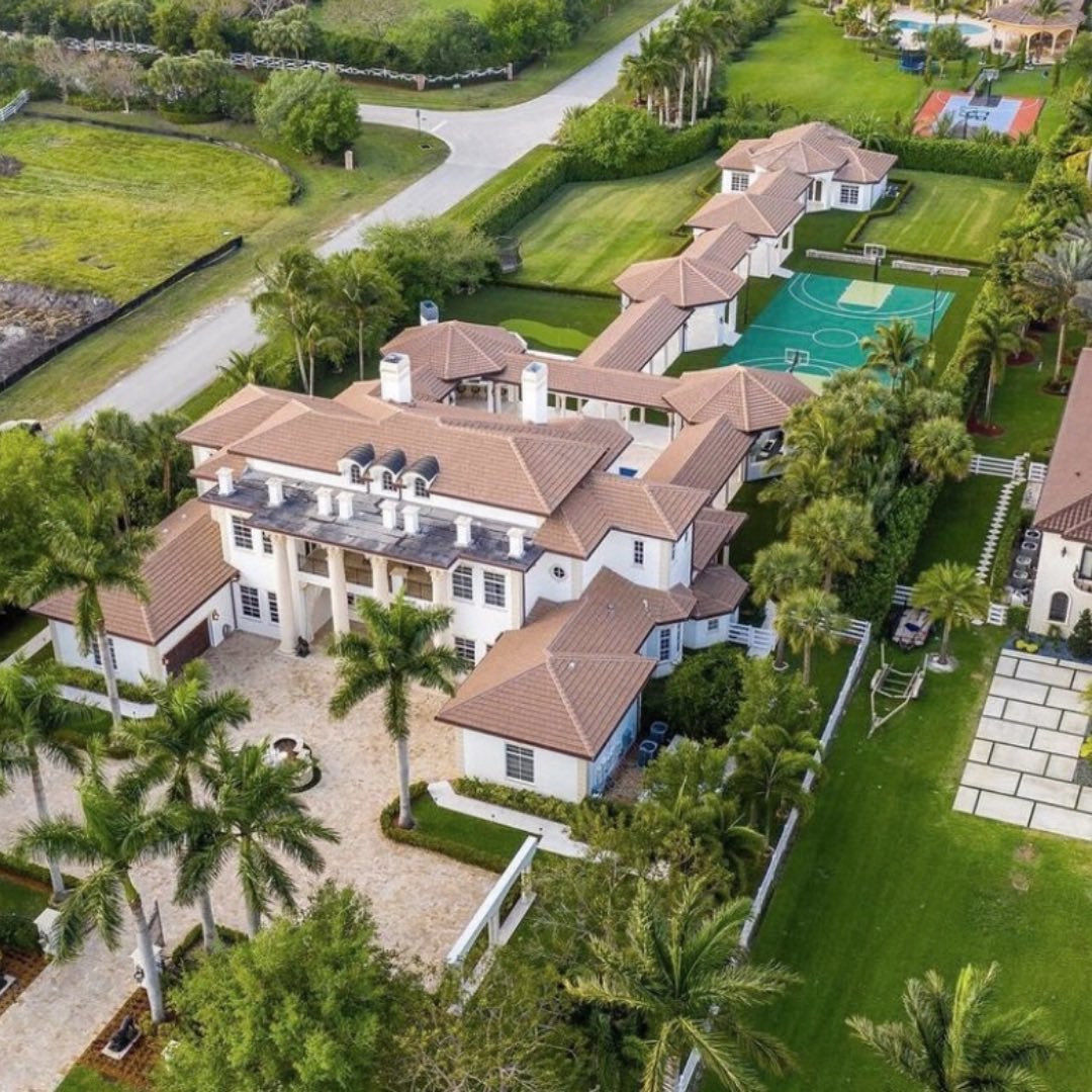 Just Sold, Represented a buyer who wanted the ultimate playground of a backyard. Congrats to many years of making memories in your new home. #realestate #justsold