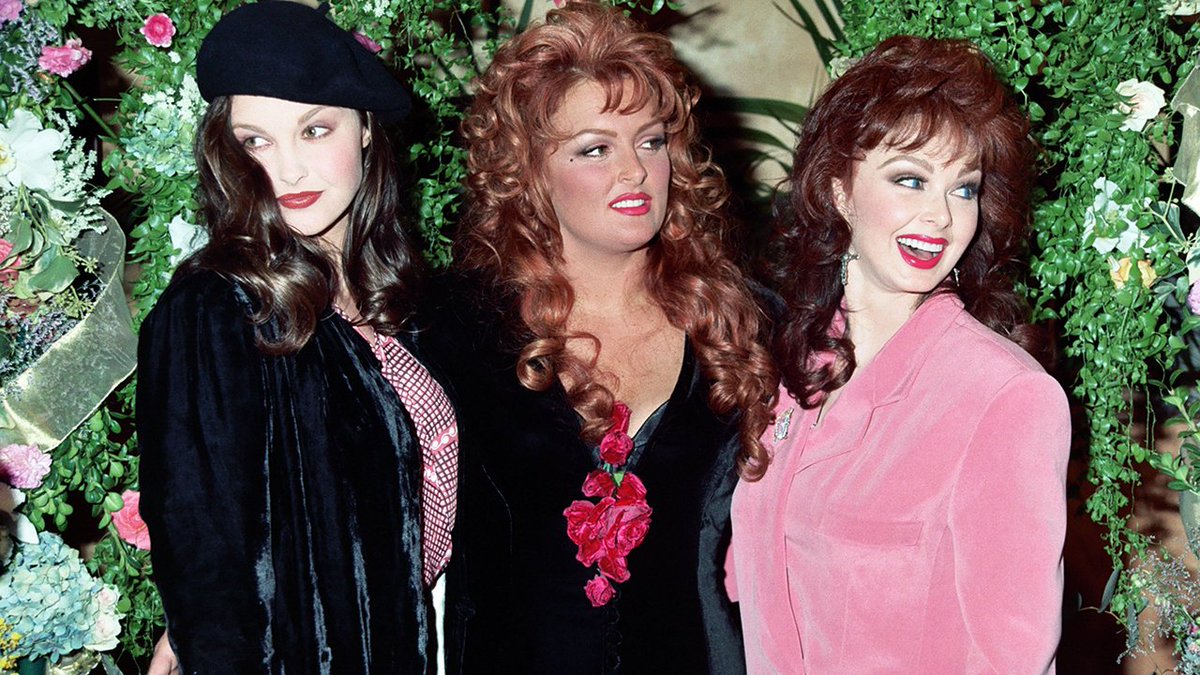 Wynnona, Ashley Judd on their ‘salty single mama’ Naomi Judd: A look at what they’ve said about the late star https://t.co/poe5Cj8Eni https://t.co/070MceOfIW