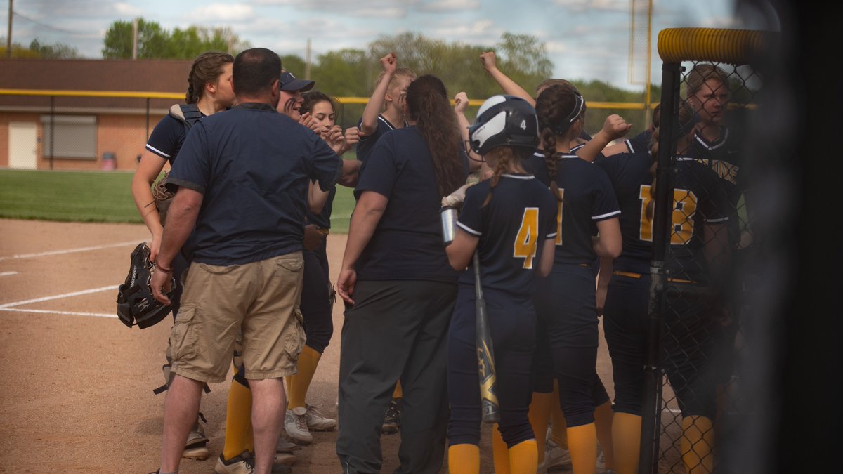 kaleigh2023's tweet photo. Cheering on our JV teammates in Dexter tonight! #team #familyonone π₯ππ₯ https://t.co/vL2twVpBbt