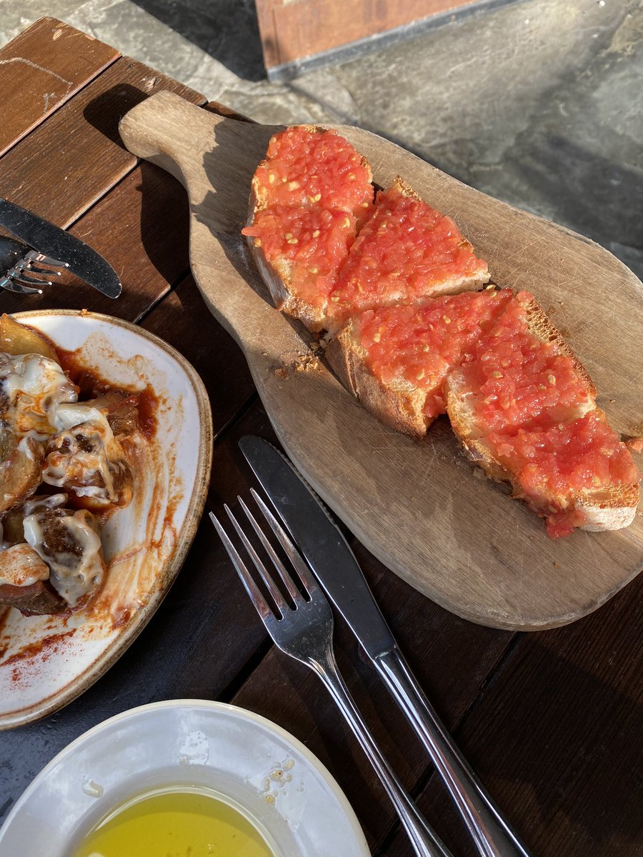 FoodAndDINK's tweet photo. Thinking of changing taco Tuesday to tapas Tuesday. https://t.co/zMVCj2GqN3