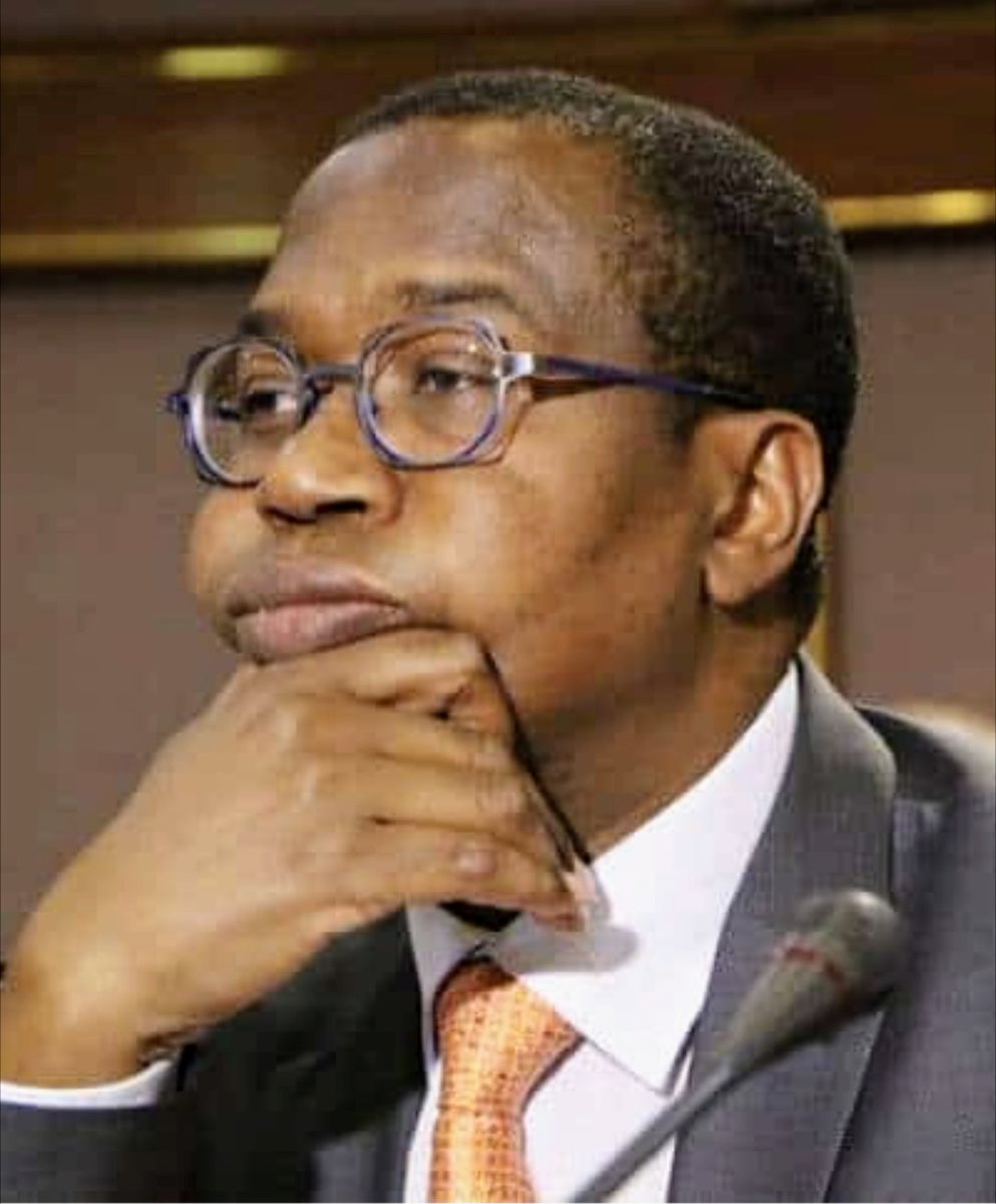 Snicki_Katope's tweet image. Both have held or one's still holding the country's top FINANCE job!

Please RETWEET if you think Tendai Biti did an excellent job, or simply LIKE if you imagine Mthuli 'Geje-geje' Ncube is a genius

Kudos to the better man✔️