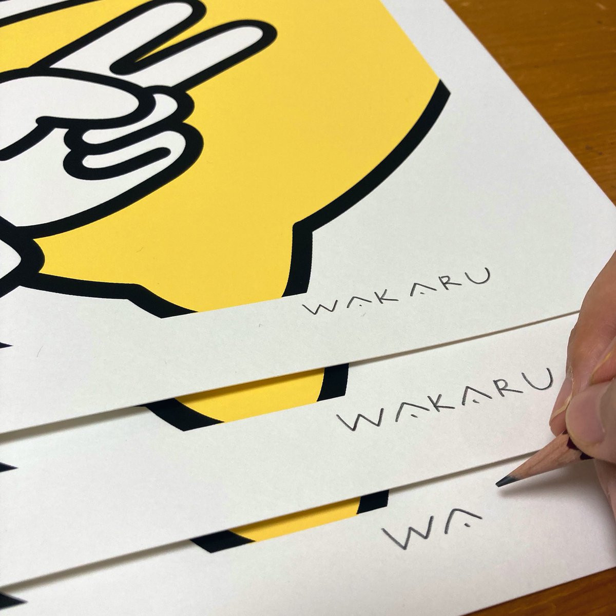 スペインのGUNTER GALLERYより、スクリーンプリント2種がリリースされました。スペインにて作品を取り扱ってもらうのは初めてなのでとても嬉しいです!それぞれエディション30でサイン入りです。
https://t.co/Lq68PR0OUT