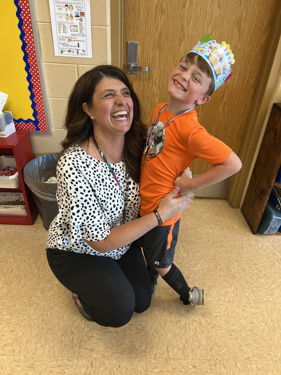 Kristen Hensley tweet media