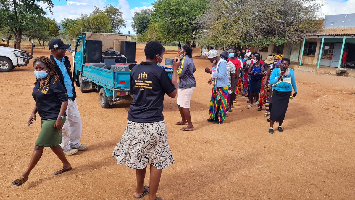 LloydMungoni's tweet photo. Commemorating the International Women's Day (Belated).
18/05/22.
Targeted areas : Chapongwe, Dite, Lukange , Chabili

The Edutainer OnSet🎙
#yourmessenger #humanitarianwork #YourMC #awarenesscampaign https://t.co/zm8qr028ru