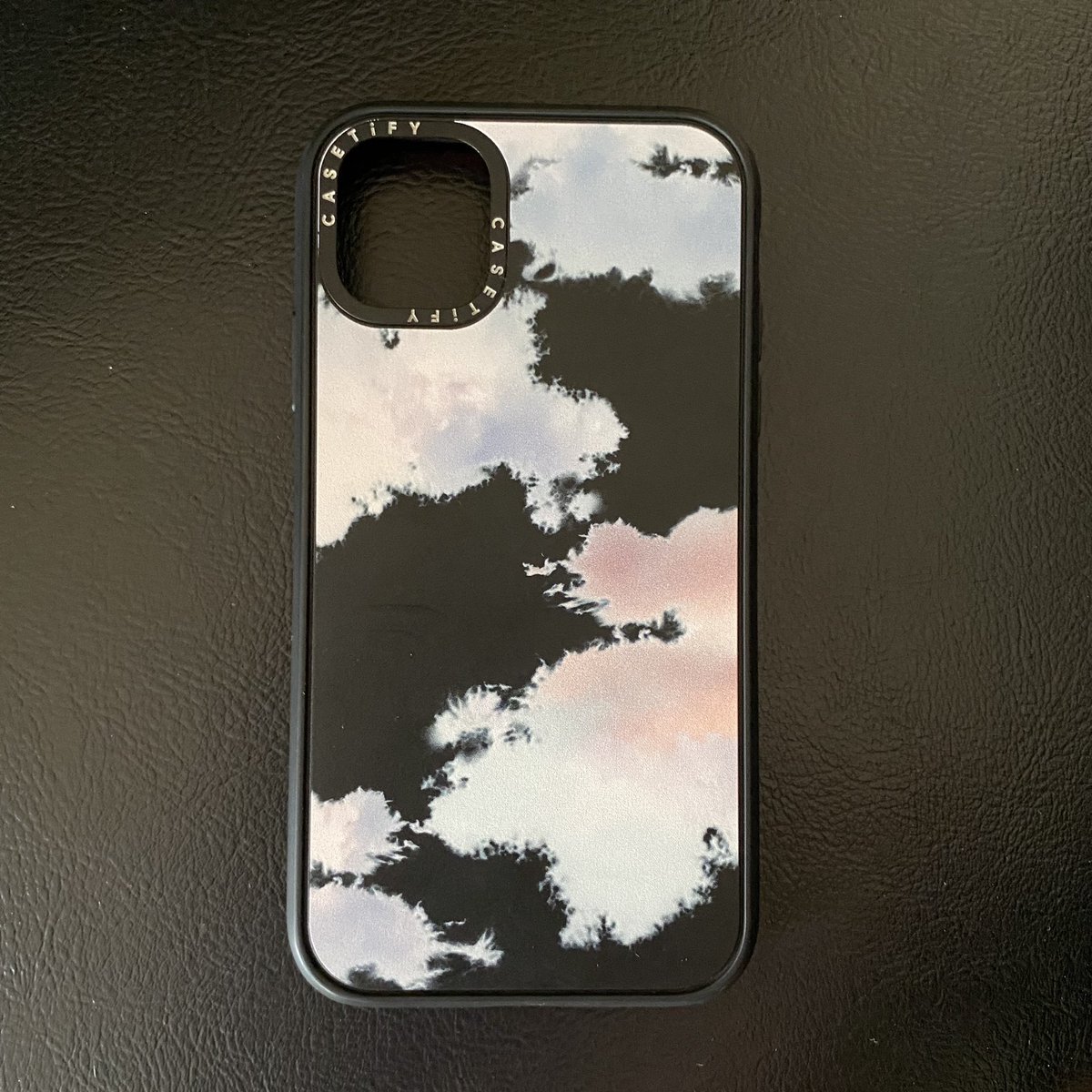 bibixjp's tweet photo. ส่งต่อ casetify IPhone11 (อันนี้เราซื้อต่อมายังไม่เคยใช้นะคะ) 490 free shipping 🫧 #ส่งต่อCasetify #casetifyth #casetifyมือสอง #ส่งต่อเคสไอโฟน #เคสไอโฟน #ส่งต่อเคสไอโฟน11 #เคสไอโฟน11 https://t.co/5D5tIz6WML