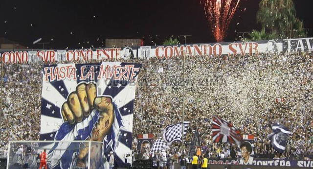LocochArLy_AL's tweet photo. A dejar la garganta mañana ¡ARRIBA ALIANZA! #dutbol #pasion #corazon #hincha #grone #vida #amor https://t.co/dYsvgztksz