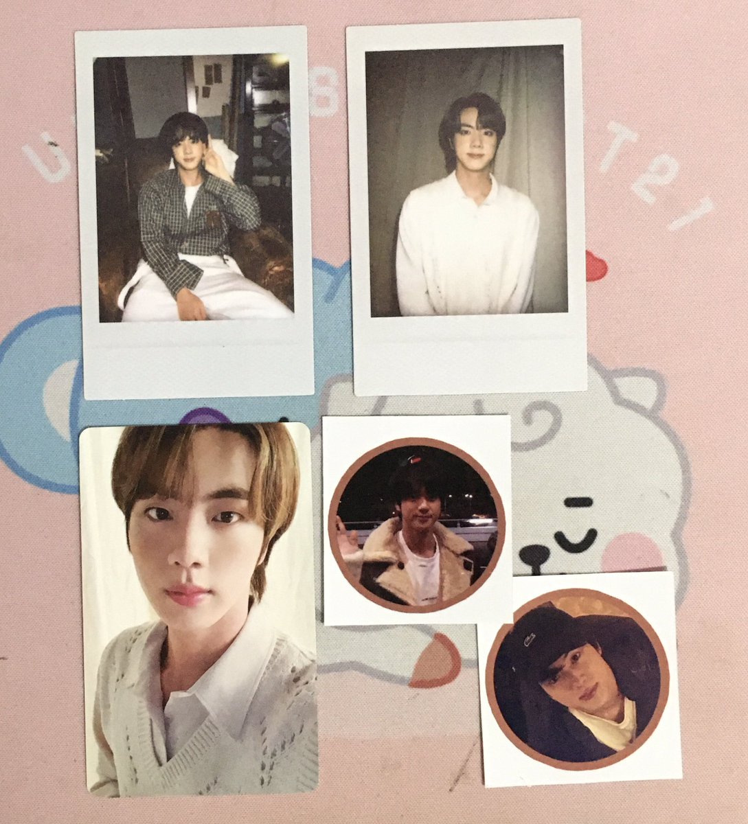 Army_Renren's tweet photo. ๐ฎ: Happy mail ๐ค
#Areenmails ^-^
Hi!! Jin is home na thank you so much for the smooth transaction! @minjikart #minjikartproofs https://t.co/fxEevu99hA