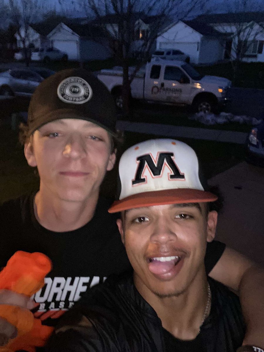 Stally going Rambo again for the first blood🩸1-0 <a href="/spudnerf22/">Moorhead Nerf 2022</a> #team21ontop