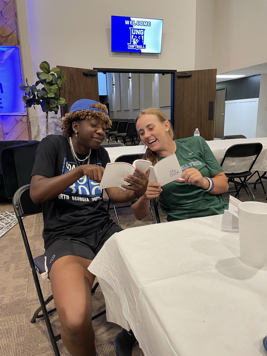 UNG Softball tweet media