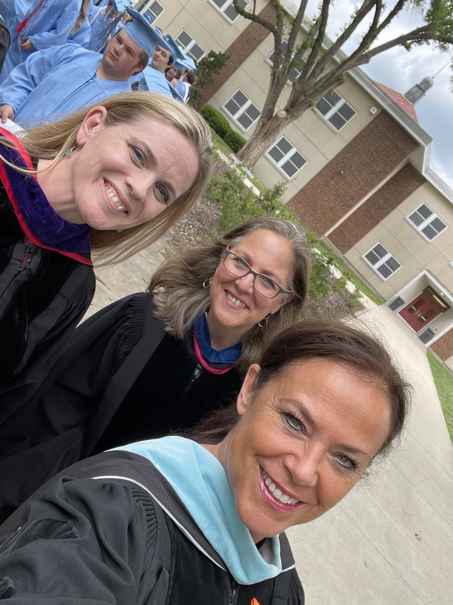 Congratulations #SMELancers Class of 2022 🎓💙🖤 <a href="/SMEOffice/">SME Office</a>