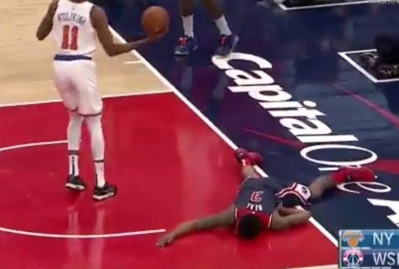 10vebouba's tweet photo. grant williams every 0.31 milliseconds https://t.co/o3oH6Ha7lm
