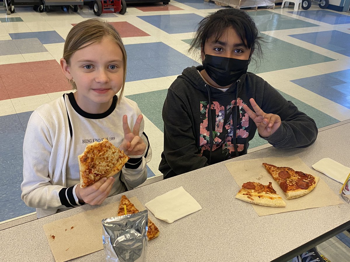 PrincipalStover's tweet photo. Today Paradise PDS had a WIDA Growth Celebration Pizza Party to honor all of our students who made growth on the 2022 WIDA assessment. We are so proud of our Wildcats and all of their hard work this year. #paradisepride @ClarkCountySch https://t.co/KJvWUwGRjm