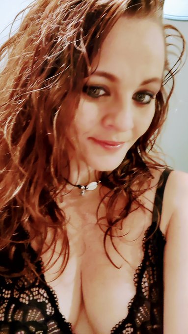 Sasharose88’s pics and videos