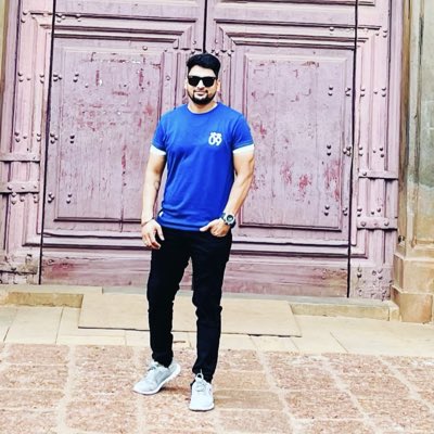 sushant1217's tweet photo. #NewProfilePic https://t.co/IKHwspqWAv