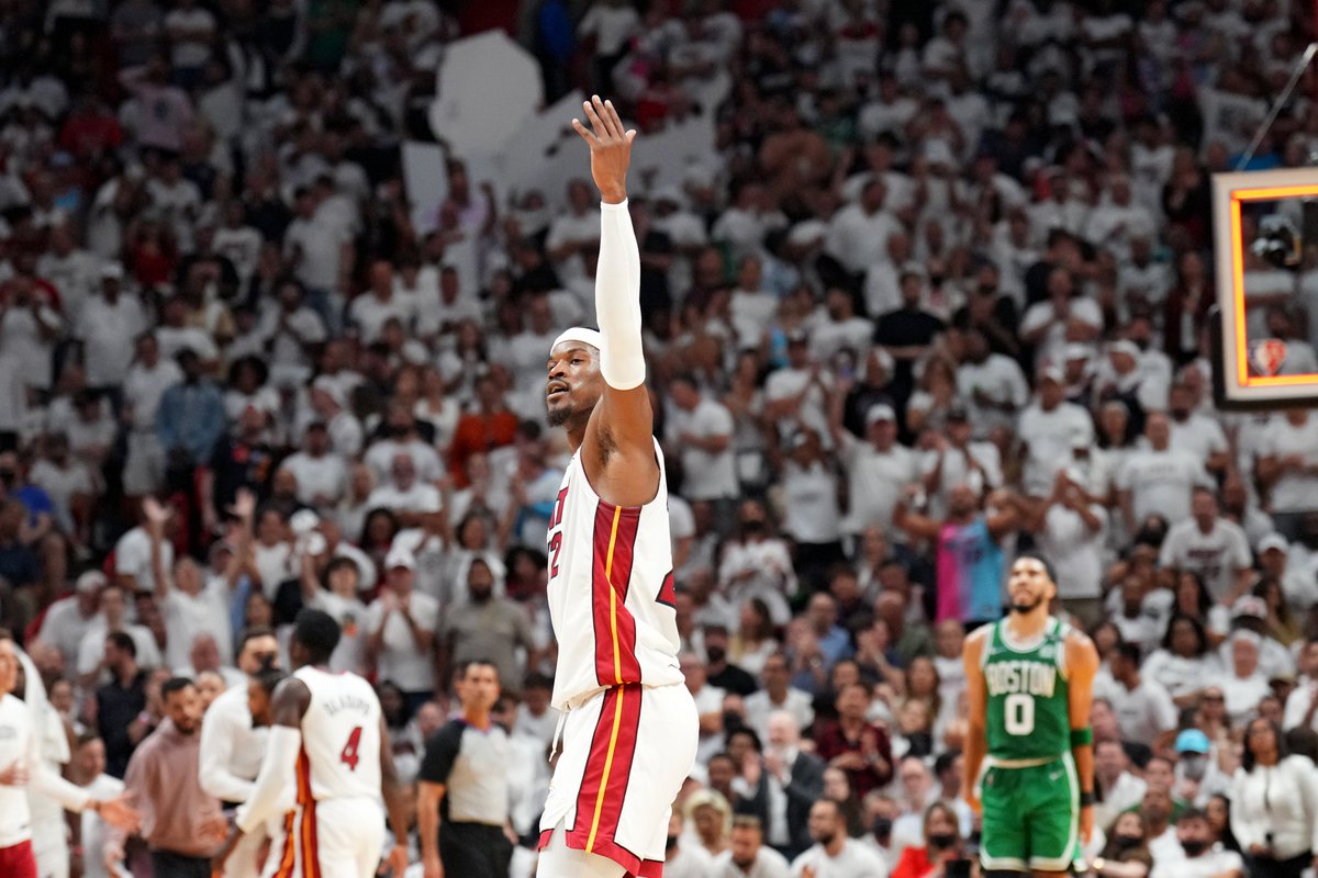 NBA's tweet photo. Jimmy Butler is up to 39 points for the @MiamiHEAT 🔥 https://t.co/RhrYUCroDa