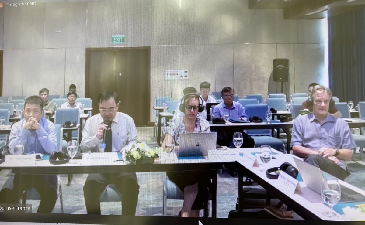 conan_herve's tweet photo. #Vietnam Regional webinar on #ship and #port waste management organized by #VINAMARINE and @expertisefrance #RethinkingPlastics for exchanges between 🇪🇺 and @ASEAN countries on good practices to develop common goals to decrease the #marinelitter from ships and ports #BlueEconomy https://t.co/1WAtpdcPBD