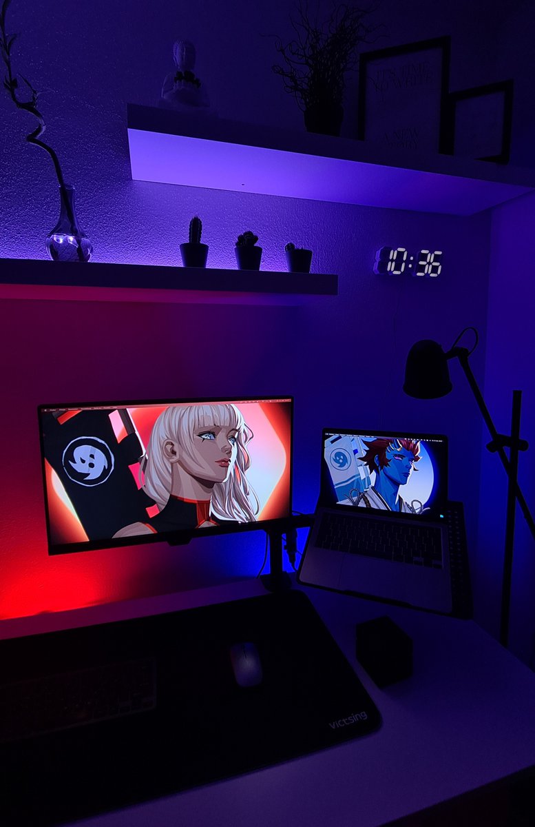 Setup looking clean with my new ghosts 😈  Should we start a #ghostfollowghost train? I'm going to follow back every PXN holder who RT's and follows me. Let's build together 💪🏻!boo