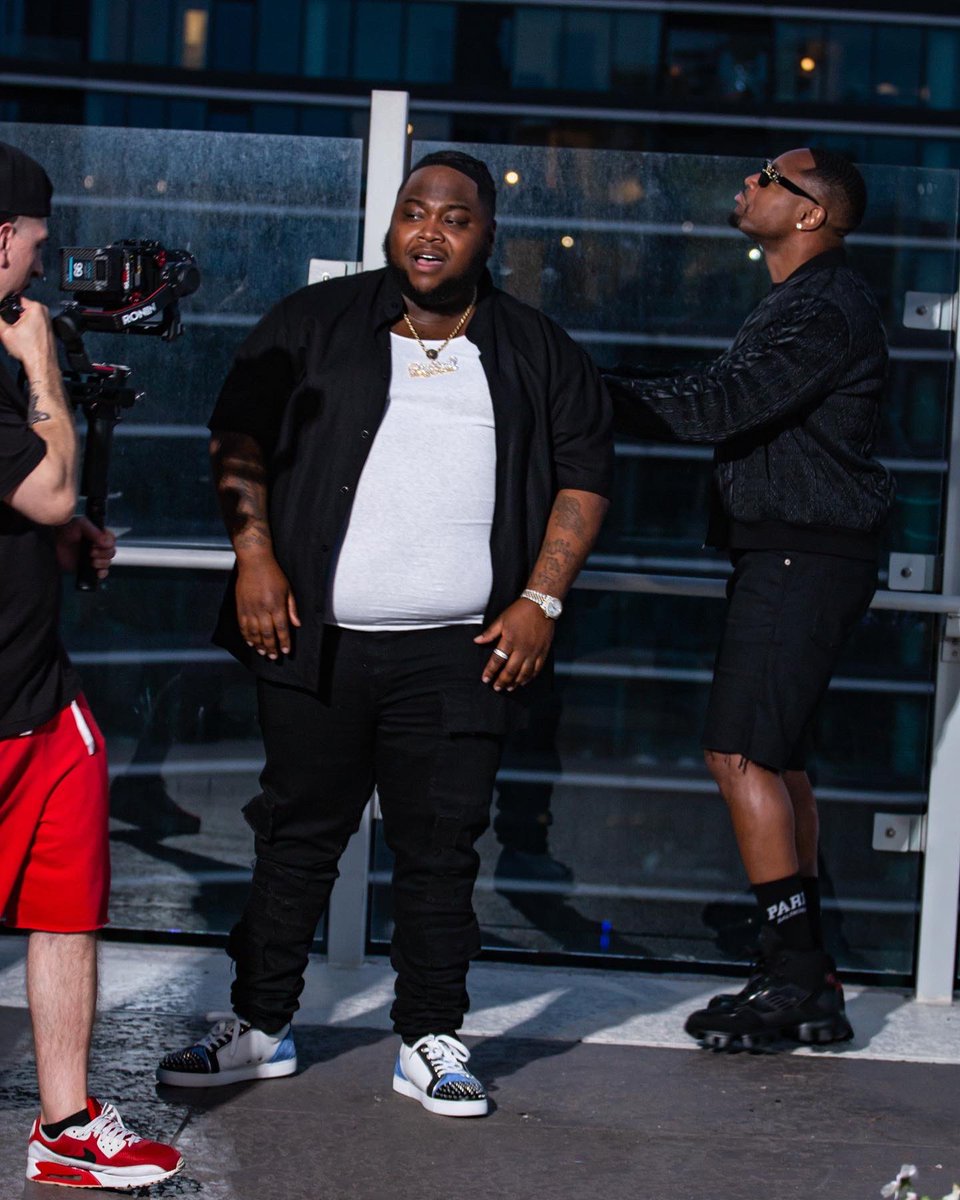 478TV's tweet image. BTS @trell_785 x @therealtank “Toxic” coming Soon certified HIT ✅ 

Directed by: @vinnypthedirector 

Gaffer: @shot4shotimagery 

Photo/video : @pitchamane__ @papishotme @apexluciano 

#478tvproductions #478tv #tank #trell785 #vinnyp #shot4shotimagery #papishotme #pitchamane