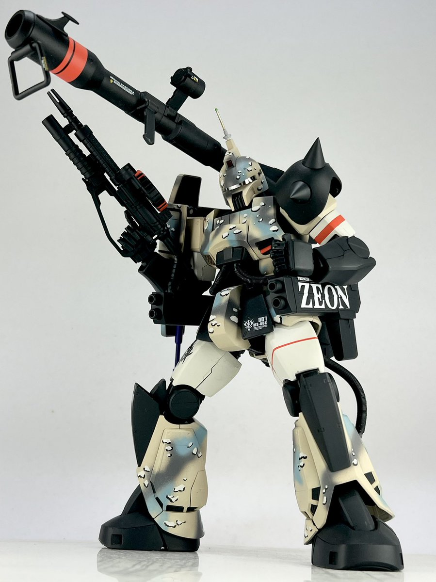 RyoRyoZeon's tweet photo. #シャア専用高機動型ザクが発表されましたが自分の低機動型ザクも見てください

低機動重装備型ザクキャノン https://t.co/NK9od3EpQ9
