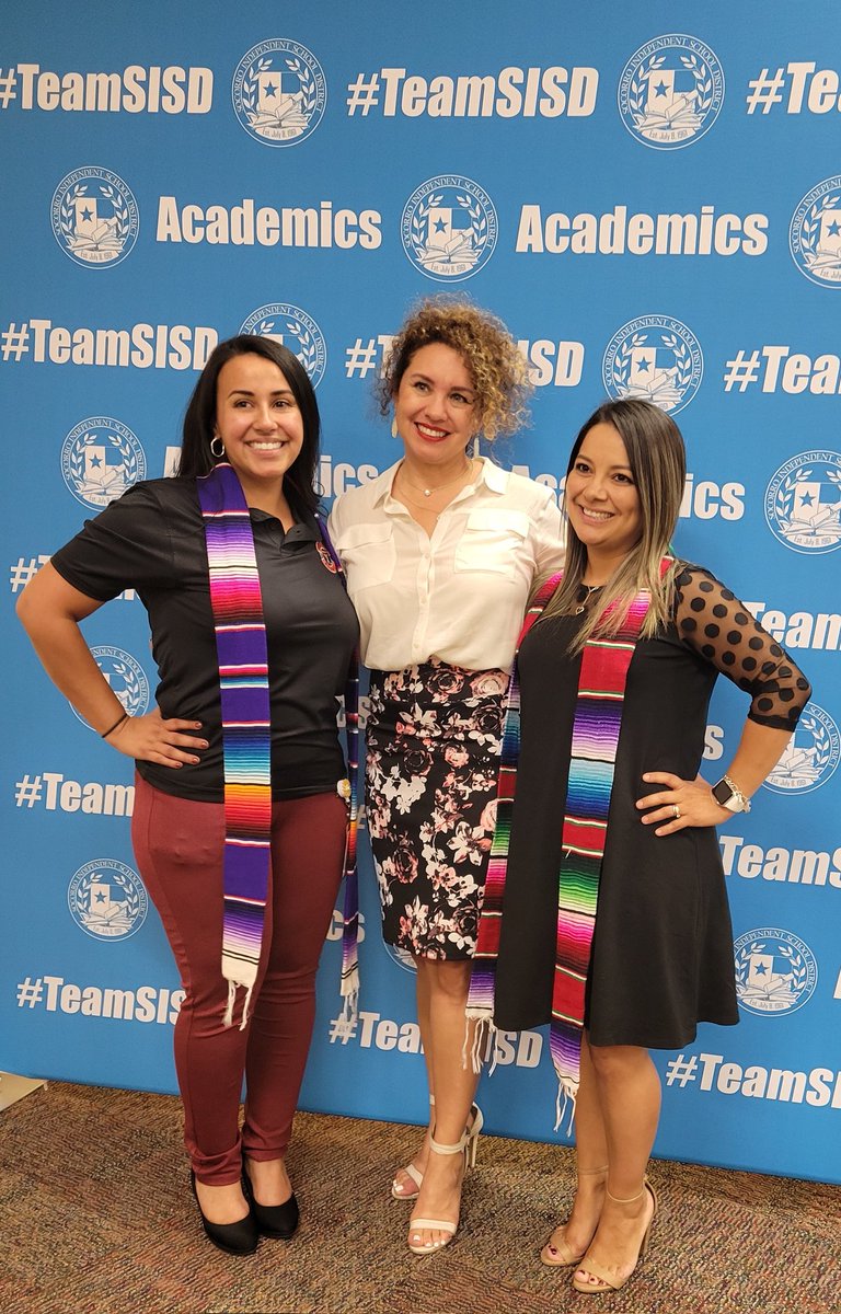 Today we recognized the work of our current Texas Tech Principal Fellows <a href="/NOjeda_EDHS/">Nancy</a> and @AGarcia_HMS, and we welcomed in our 3 new Principal Fellows, @HPerez_RES @yirigo_EHS @CReveco_MRES. This is tomorrow's leaders, learning today! <a href="/SISD_CI/">LUCIA BORREGO - SISD CHIEF ACADEMIC OFFICER</a> #TeamSISD