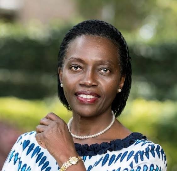 Bevalyne_Kwambo's tweet photo. We are choosing between Martha Karua and Rigathi Gachagua. In whose hands are we safe?
Like💟 for Martha Karua #MamaAzimio
Retweet🔁 for Rigathi Gachagua https://t.co/pcFVOly2Os