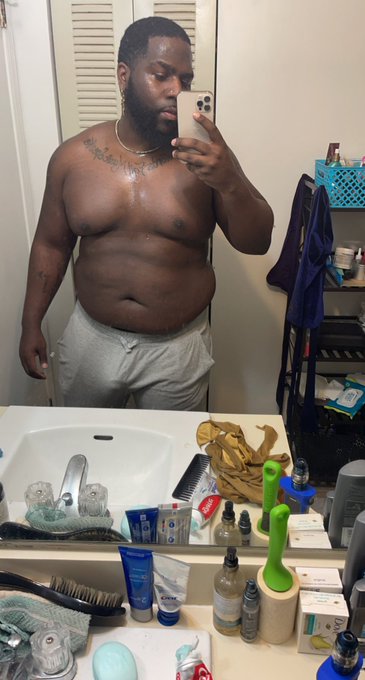 I&rsquo;m a husky dude what can I say 😉 https://t.co/DmMgGIY8C8 https://t.co/hAe6Rq71qw<a href="/tag/birthdaybehavior"class="tags"><span>#birthdaybehavior</span></a>