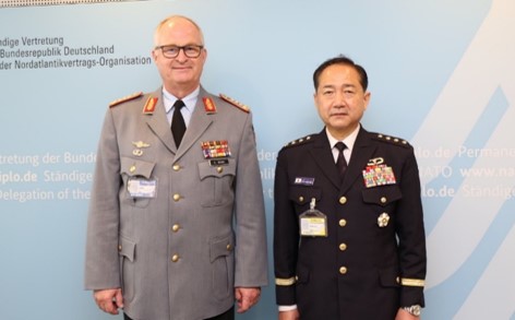 BWドイツ軍/連邦軍*ドイツ連邦軍指揮幕僚大学校額(実物 BWドイツ軍/連邦軍*ドイツ連邦軍指揮幕僚大学校額(実物