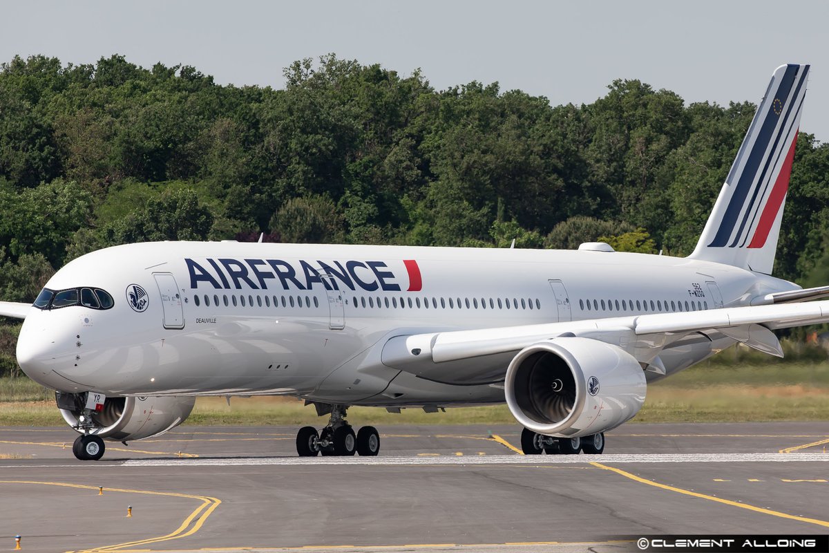 CAlloing's tweet photo. Welcome to #Deauville the 18th @Airbus #A350 for @airfrance #FHTYR during her RTO this morning at #Toulouse ! #A350 #Avgeeks #Avgeek @A318111 https://t.co/CizjOdWDng