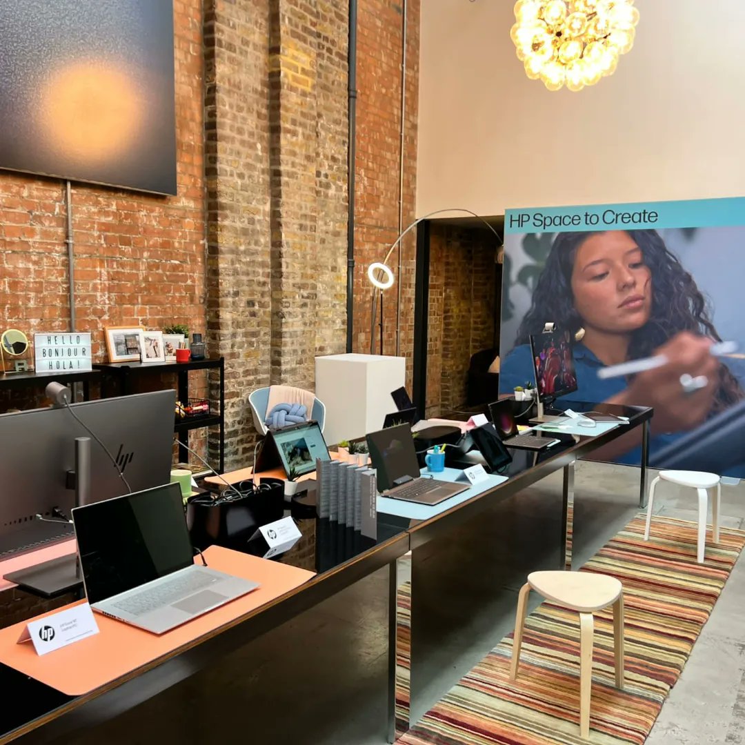 mark_davitt's tweet photo. Excited for our retailer day at The HP Space to experience our latest computing products. An impressive showcase of our embargoed products across compute and gaming. #creators #gamers #hybrid https://t.co/6nAQ6Al585