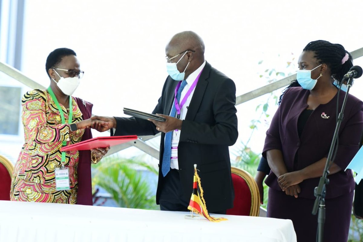 AkelloJM's tweet photo. Signing MOU for construction of electricity transmission from Mutukula Uganda into TZ https://t.co/uconvS9LaL