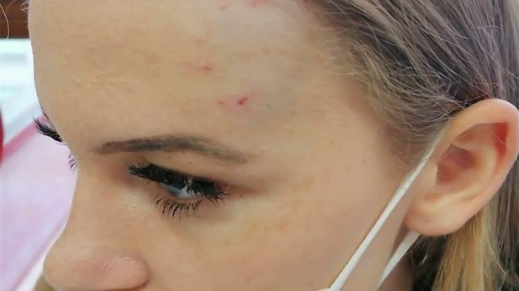 krone_at's tweet photo. „Er ist aufgestanden und hat mir mit der Faust ins Gesicht geschlagen“: 14-Jährige von Mitschüler ins Spital geprügelt.
https://t.co/F5ZL9JXcuM https://t.co/73WG06bZIV