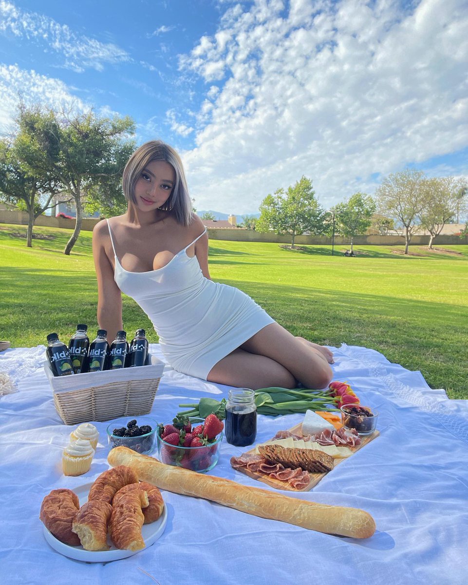 Sariah hart tweet media