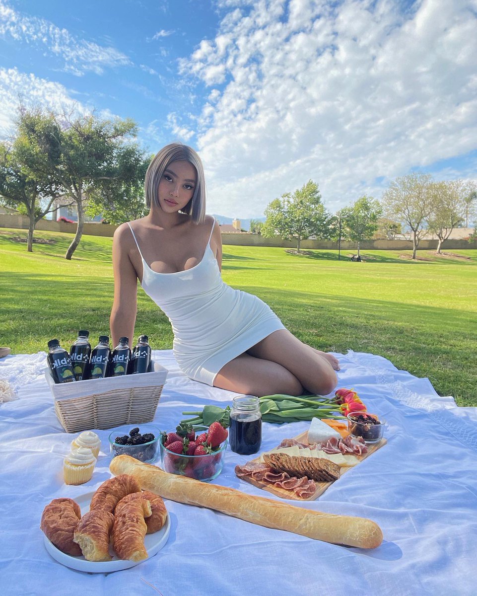 Sariah hart tweet media
