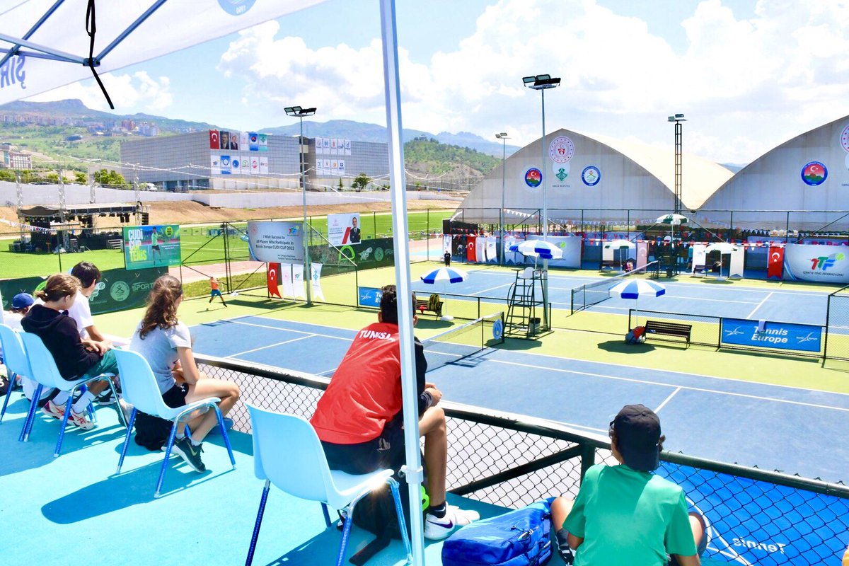 GSB_Sirnak's tweet photo. Uluslararası Cudi Cup Tenis 🎾 Turnuvamız Cudi dağı ⛰ eteklerinde tüm hızıyla devam ediyor. Katılım sağlayan tüm sporcularımıza başarılar diliyoruz. 😊

#CudiCup 🎾
#Tenis
#Şırnak https://t.co/0BHqlhLRW3