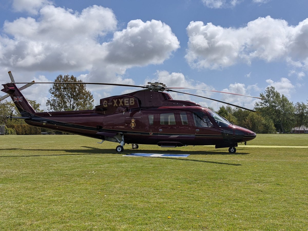 scan_sky's tweet photo. The Queens Helicopter Flight 👑 - S-76 C-2 - G-XXEB - #TQF1

Departed From Gatcombe House, Home Of Princess Anne.

The Princess Royal Is Travelling To #Coventry To Open The Microlise Transport Conference, Being Held At Coventry Building Society Arena https://t.co/sTEG7pl72d