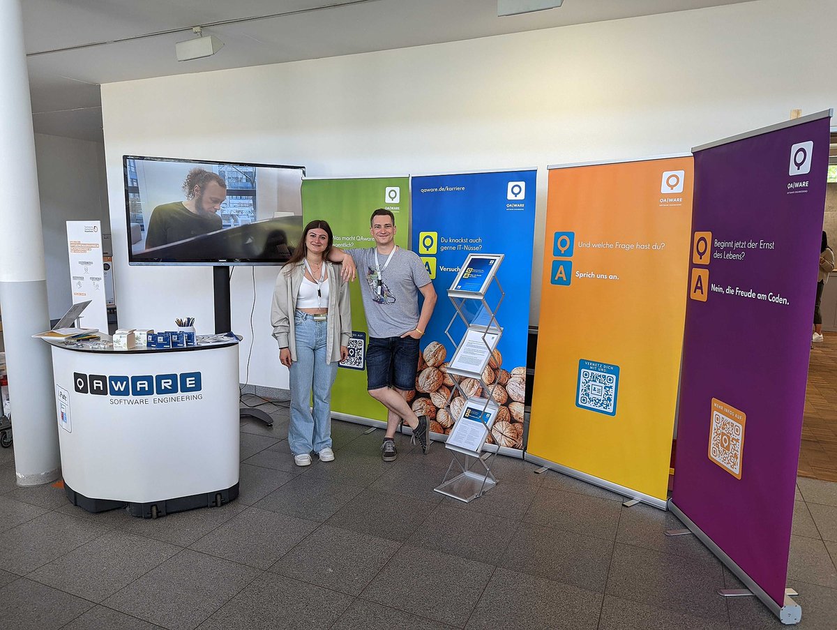 qaware's tweet photo. Lerne uns heute kennen! Wir sind bei der IKORO Messe der @throsenheim dabei: https://t.co/aZlVfL7O2y. Besuche uns an unserem Stand &amp; erfahre mehr über die Einstiegsmöglichkeiten bei uns. Wir freuen uns auf dich!
#jobsit #einstieg https://t.co/B9atgKFGDu