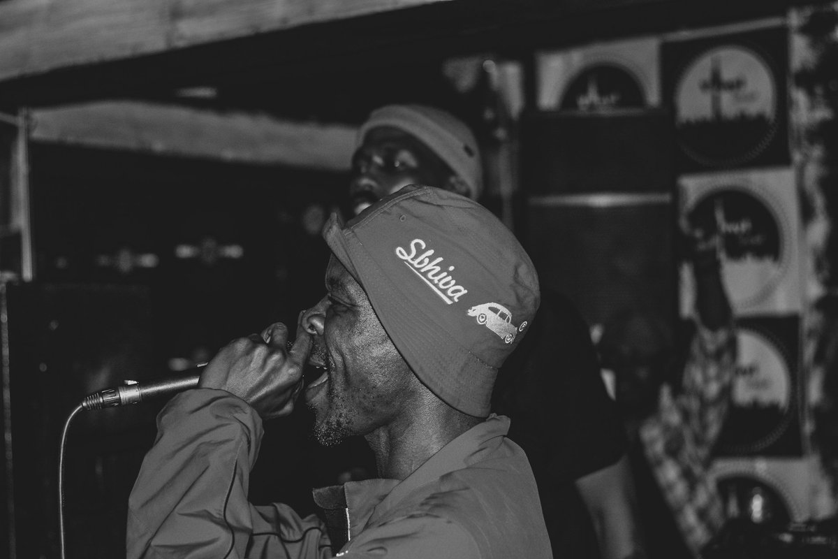 KamaniProd's tweet photo. @impakt_OhG on stage #WavySaturday @vinyllifestyle π€πΎ https://t.co/Jfw40fHGyR