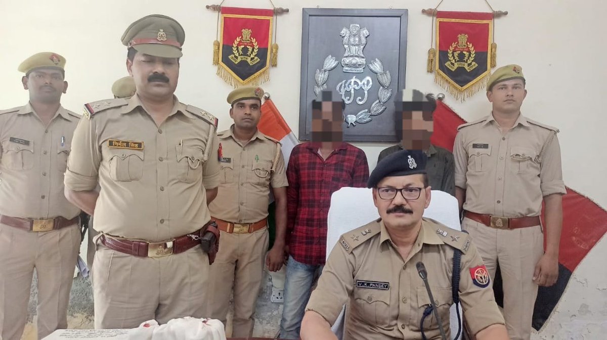 amethipolice's tweet photo. #amethipolice थाना कमरौली पुलिस द्वारा 01 ट्रक में 517 पेटियों में कुल 4559 ली0 विभिन्न ब्राण्ड की अवैध अंग्रेजी शराब (कीमत लगभग 60 लाख) के साथ 02 नफर अभियुक्त गिरफ्तार । https://t.co/t8FlB341th