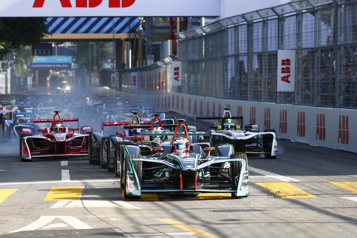 HdSili's tweet photo. @virtualstatman Probably it's the formel e racetrack in Zürich Switzerland🧐 https://t.co/uMsEcVQBob