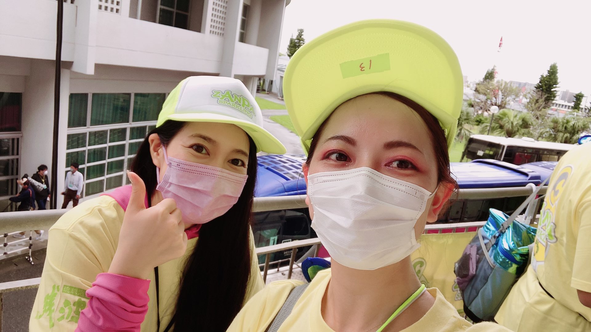 Aoi Shinzato on Twitter "売り子してたら 若いお兄さんに「お姉さんいくつ？22歳？」って聞かれたから 私「それよりは