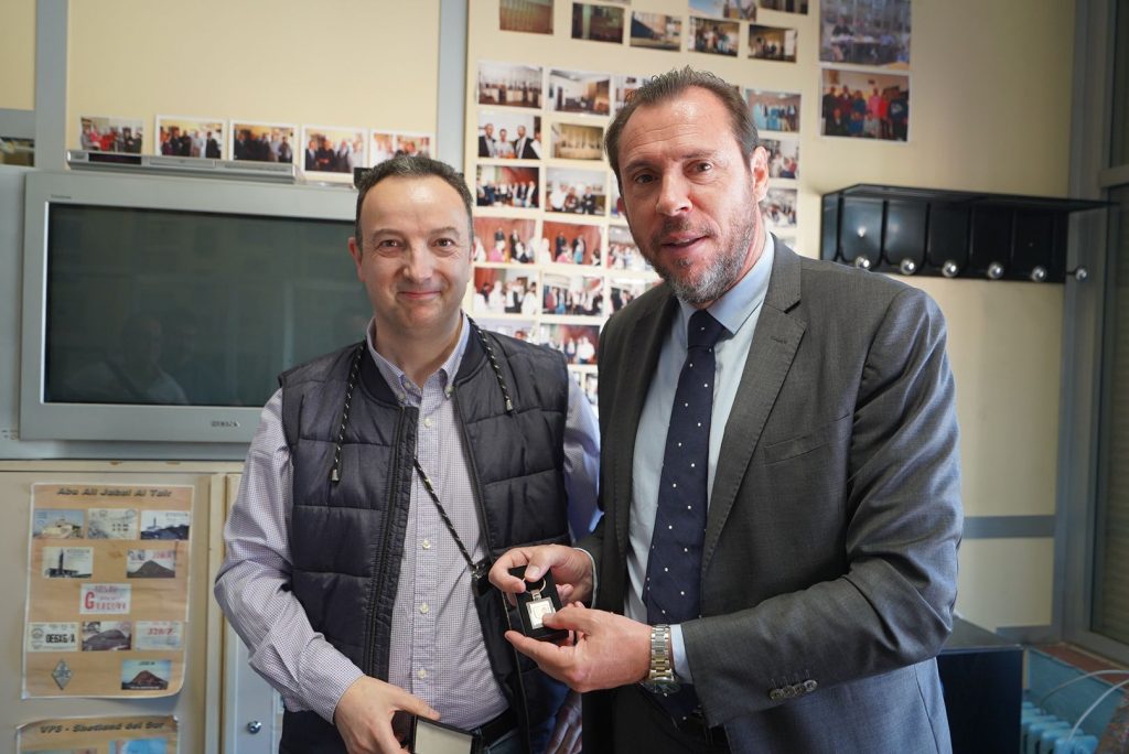 Nueva publicación en Unión de Radioaficionados de Valladolid - (Recibimos la visita del Alcalde de Valladolid) - ea1urv.es/web/recibimos-…