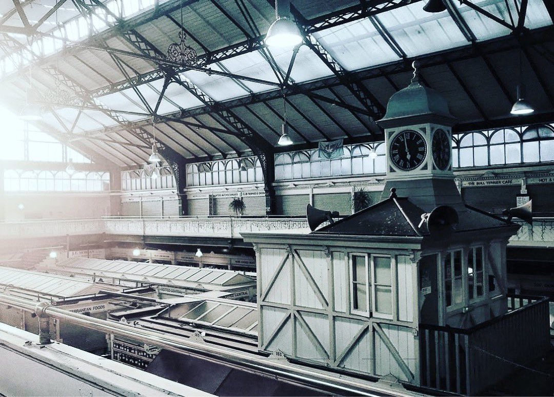 CardiffLifeMag's tweet photo. The Night Market is back! 26 May 6-9pm at Cardiff Market https://t.co/1XL1unljOm