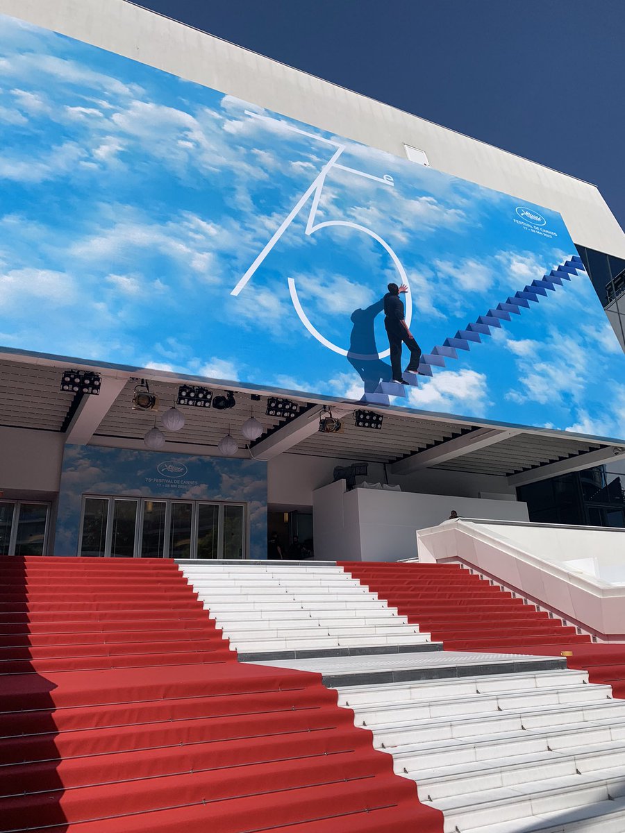 Miura7728's tweet photo. @FindTruman @Festival_Cannes #cannes #FindTruman #NFT #nftart #nfts https://t.co/i2HP2IZilv