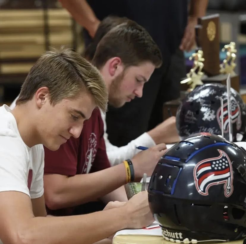 Officially signed with Southern Virginia!! SVU getting 2 other studs in a few years in <a href="/zack_morin02/">Zack Morin</a> and <a href="/LandonWride13/">Landon Wride</a>!! I report August 9th!! The grind starts here!! <a href="/knight_ftbl/">SVU Knights Football</a> #TrustTheProcess