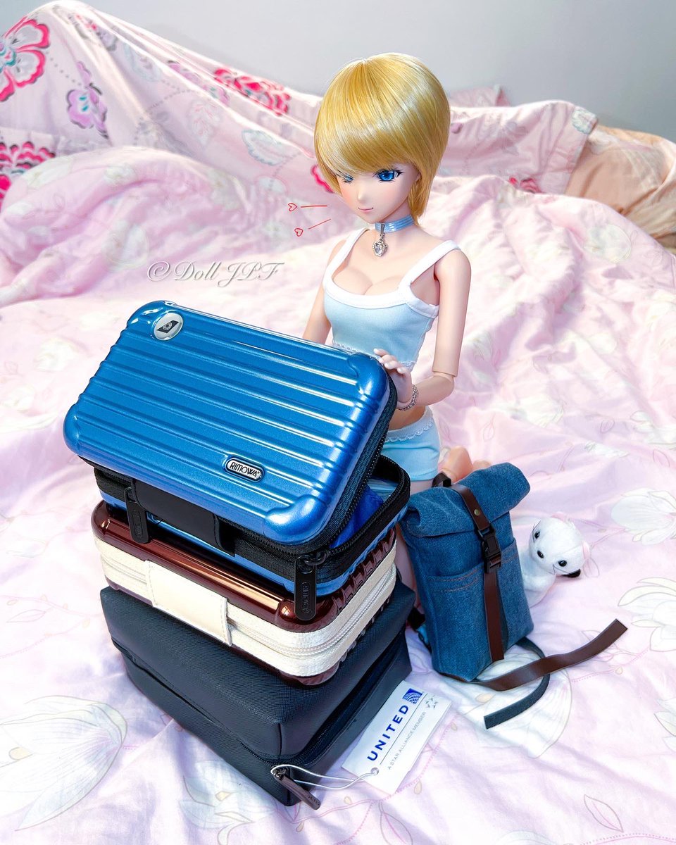 AndroidPDF's tweet photo. 弓ちゃん: 荷物の支度中💕 (^^)

Yumi-chan: Packing💕 (^^)

#荷物の支度 #packing #packingluggage #1pinfun 
#smartdoll #smartdollsupergirl #smartdoll弓 #dolljpf https://t.co/40yTZtHZOD