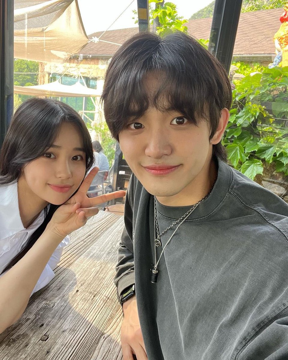 todaileee's tweet photo. LUCY’s Wonsang posted photos with Jihan on his Instagram 💖

📎 https://t.co/nQPa5h1cg6
📎 https://t.co/A8QmeWnRsk https://t.co/ITnSx0Onu4